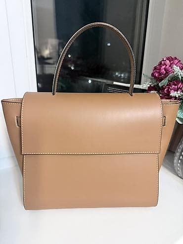 Сумка-тоут женская, 100% кожа, бежевый нюд - Форма: структурированный