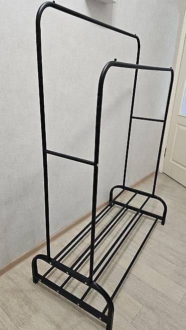 Напольная вешалка. 150×110×55 — 2