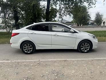 mazda 1: Hyundai Accent: 2019 г., 1.4 л, Вариатор, Бензин, Седан — 5