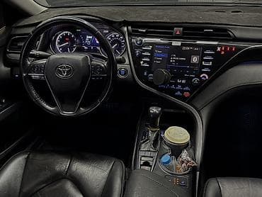 bmw e90: Toyota Camry: 2019 г., 2.5 л, Автомат, Бензин, Седан — 9