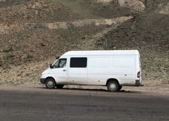 купить запчасти опель омега б: Mercedes-Benz Спринтер: 2003 г., Дизель — 3