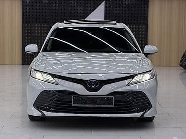 rf 2: Toyota Camry: 2018 г., 2.5 л, Автомат, Гибрид, Седан — 1