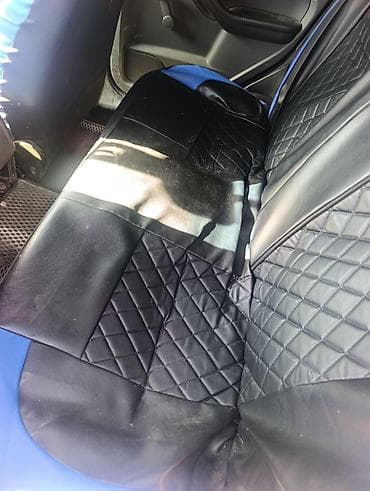 аренда машины киа к5: Ford Focus: 2006 г., Автомат, Газ, Седан — 3