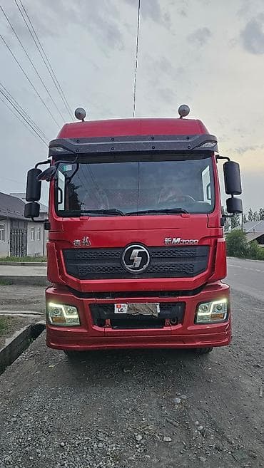 mitsubishi mini: Тягач, Shacman, 2020 г., Без прицепа — 1