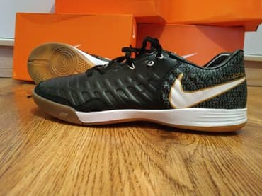 футбольные бутсы predator: Новые модели зальников, сороконожек NIKE B наличии имеется все — 9