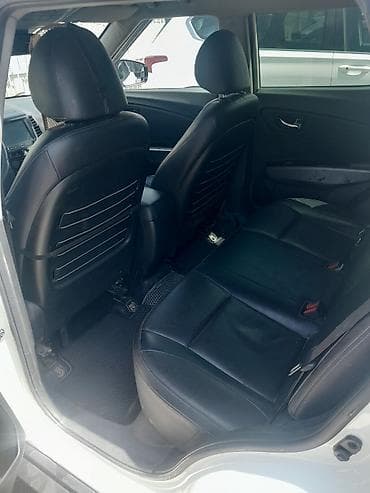 daewoo centra: Ssangyong Tivoli: 2017 г., Автомат, Дизель — 3