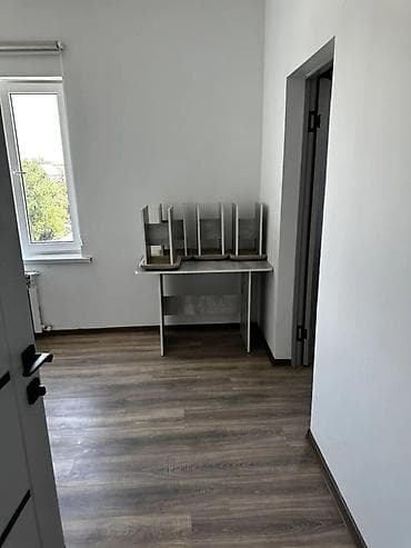 osh flat: 1 комната, Рабочий Городок Агентство недвижимости, Только девушкам, от 1 года, от 1 месяца, от 3 месяцев, С мебелью полностью — 3