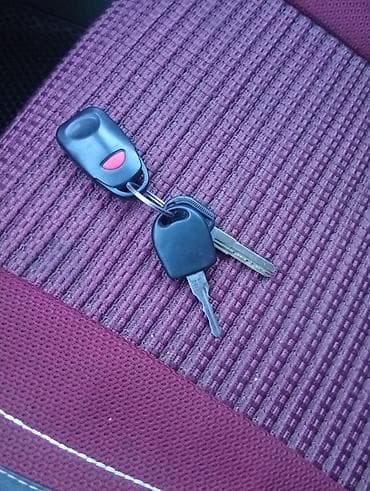 volkswagen 2019: Volkswagen Vento: 1993 г., 1.8 л, Механика, Бензин, Седан — 8