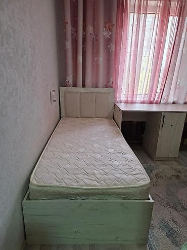 sofa bed: Односпальные кровати с мягким изголовьем + письменный стол. Цена — 1