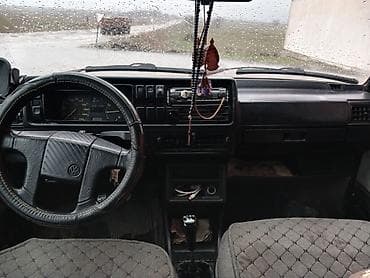 bew m5: Volkswagen Jetta: 1991 г., 1.8 л, Ручные, Бензин, Седан — 10