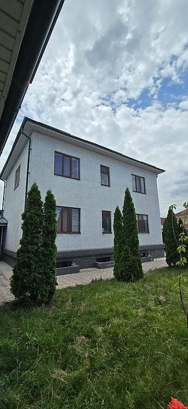 дом земельный: Срочно продаю дом 2 этажа + подвал Дом 320м2, Участок 8 соток — 4