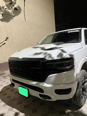 додж дуранго: Dodge Ram 1500: 2021 г., 5.7 л, Автомат, Бензин, Пикап — 2