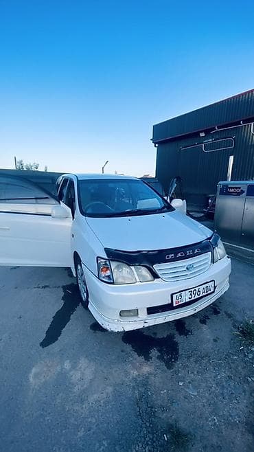 lada 2101: Toyota Gaia: 2000 г., 2 л, Автомат, Бензин, Минивэн — 2