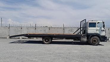 Унаа: Эвакуатор, Renault, Түз — 4