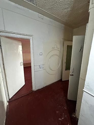 ansari bishkek: 1 комната, 34 м², 105 серия, 1 этаж, Старый ремонт — 5