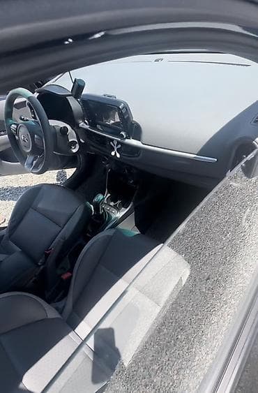 wuling mini ev: Kia Morning: 2018 г., 1 л, Автомат, Бензин, Хэтчбэк — 2