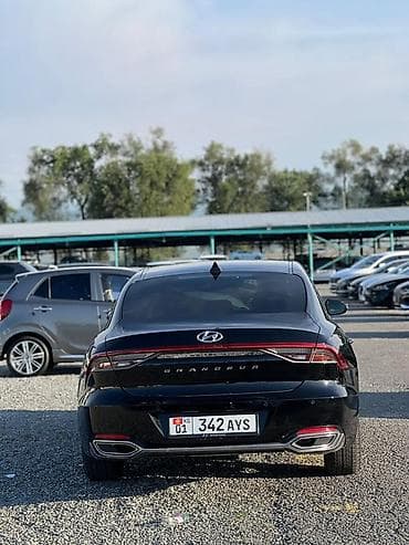 genesis 70: Hyundai Grandeur: 2021 г., 3 л, Автомат, Газ, Седан — 3