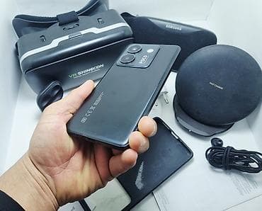 пока x7 pro: Poco X7 Pro, Б/у, 256 ГБ, цвет - Черный, 1 SIM, 2 SIM, eSIM — 2