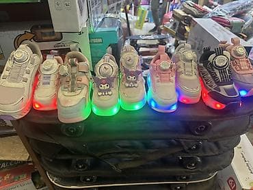 детские зимние кроссовки: Детские кроссовки с LED‑подсветкой подошвы-кроссовки ролики Дордой а — 3