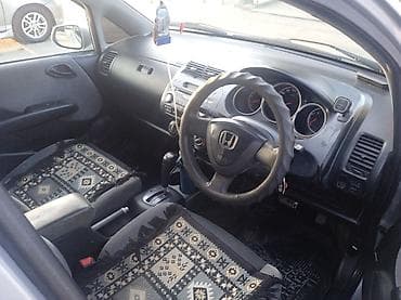 почивник фит: Honda Fit: 2002 г., 1.3 л, Автомат, Бензин, Хэтчбэк — 3