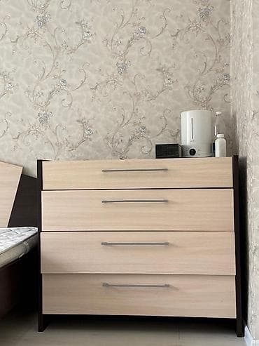 used bed: Спальный гарнитур, Б/у, Шкаф, цвет - Коричневый — 5