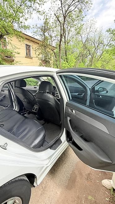 lada largus: Hyundai Sonata: 2019 г., Автомат, Бензин, Седан — 9