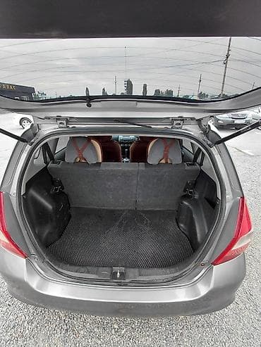 Транспорт: Honda Fit: 2003 г., 1.3 л, Вариатор, Бензин, Хэтчбэк — 5