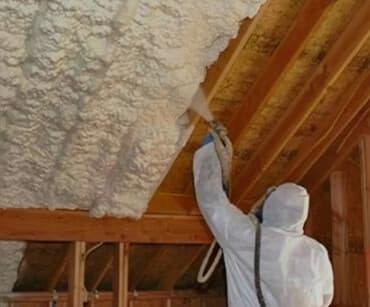 сколько стоит утеплить дом снаружи пенопластом цена: Напыляемая теплоизоляция ППУ (пенополиуретан) Профессиональное — 1