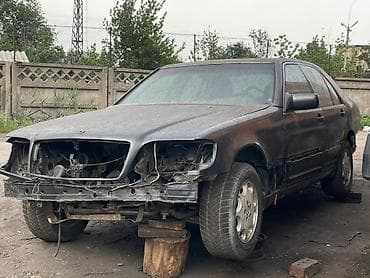 Mercedes-Benz S‑Class W140, седан, черный цвет. Мотор 3.2 Дизель — 3