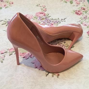 польская обувь: Продаю шикарные туфли-лодочки На продаже туфли-лодочки. В наличии 2 — 2