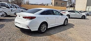 авта: Hyundai Sonata: 2021 г., 2 л, Автомат, Газ, Седан — 3