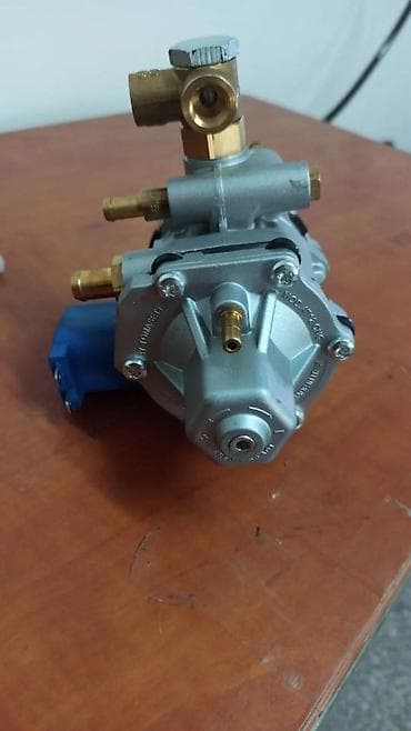 д8: Наш адрес : улица Медерова 2/3. / Карла Маркса Автозапчасти гбо — 7