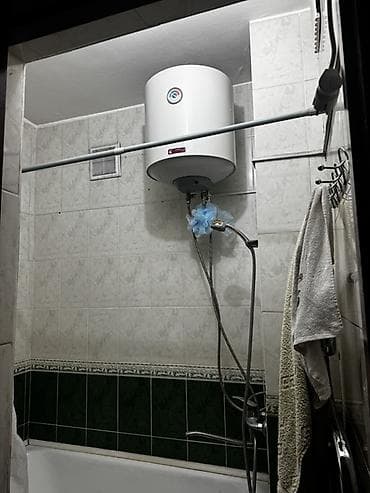 3 room: 1 комната, 35 м², Индивидуалка, 4 этаж, Старый ремонт — 9