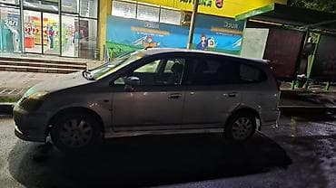 step wgn: Honda Stream: 2003 г., Автомат, Бензин, Минивэн — 6