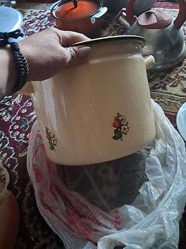 fire maple: Кухонная посуда набором и по штучно Состав: - Эмалированные кастрюли — 2