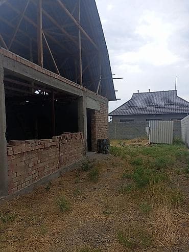 Продажа домов: Продается земельный участок 5,5 соток с новым кирпичным домом в одном — 10