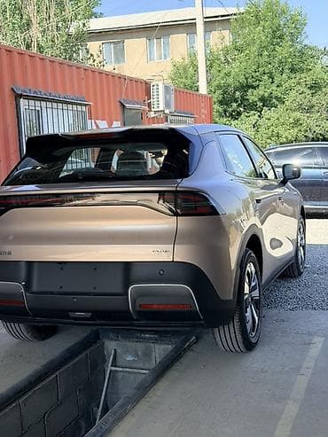 китайские минивены: Changan Qiyuan Q05: 2026 г., Электромобиль — 4