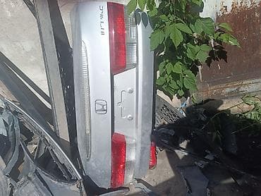 багажник инспайр: Крышка багажника Honda, Оригинал — 1