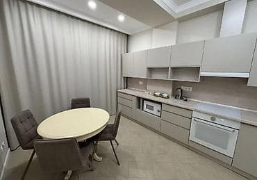 2 х спальная кровать: Посуточная квартира ванные принадлежности парковка телевизор домофон — 3