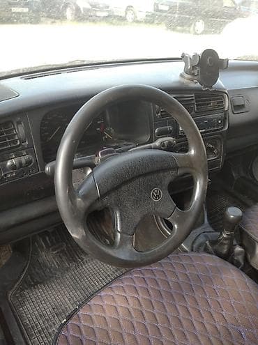 colf 3: Volkswagen Golf: 1994 г., 1.8 л, Механика, Бензин, Хэтчбэк — 7