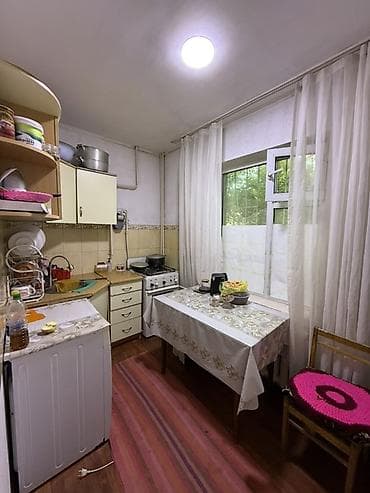 105 серия 1 комнатная: 1 комната, 38 м², 105 серия, 1 этаж, Старый ремонт — 5