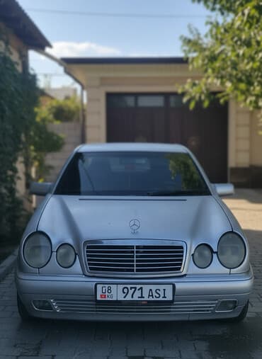 продаю в связи с переездом: Mercedes-Benz E-Class: 1996 г., 3.2 л, Автомат, Бензиновая, Седан — 1