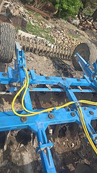 Дисковая борона прицепная - Тип: тяжелая прицепная борона с зубчатыми