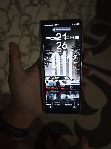 планшет 17: Samsung Galaxy Z Fold 5, Б/у, 256 ГБ, цвет - Серый, 2 SIM — 2