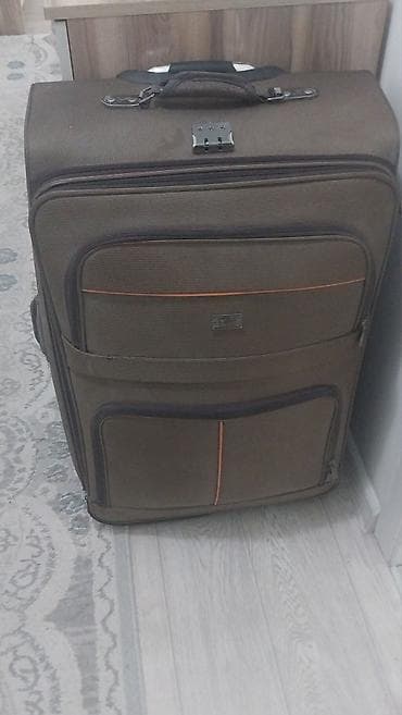 чехол для чемодана: Чемодан, Материал: Полиэстер, Большой (более 70 л), На колесах — 1