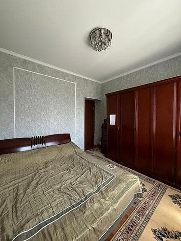 Квартиры: 4 комнаты, 60 м², 105 серия, Аламедин-1 мкр 105 серия, 7 этаж — 6
