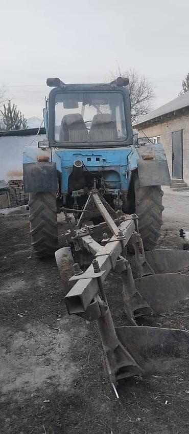 МТЗ (Беларус) Тракторлор: Модель: 82, Колдонулган, 1982 г., Башка агрегаттар менен трактор — 3