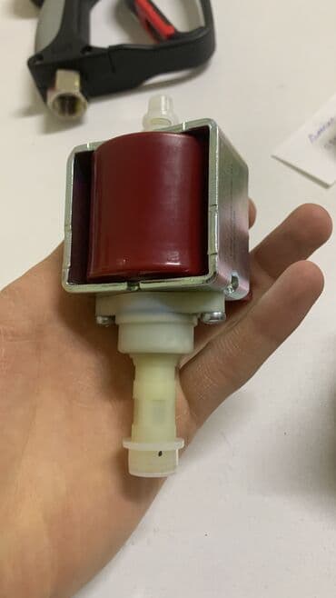 мойка волос: Дозатор для пены или воска. 📍Адрес: Аламединский базар, Семена — 1