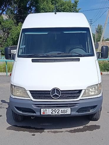 четырехколесный скутер с кабиной: Mercedes-Benz Спринтер: 2004 г., 2.7 л, Механика, Дизель, Фургон — 2