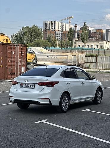 Транспорт: Hyundai Accent: 2019 г., 1.6 л, Автомат, Бензин, Седан — 4